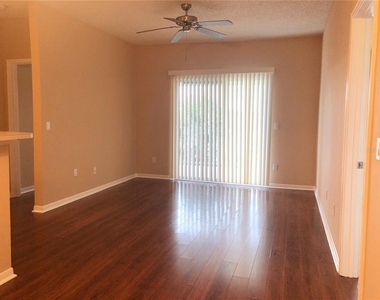 717 Secret Harbor Lane - Photo Thumbnail 13