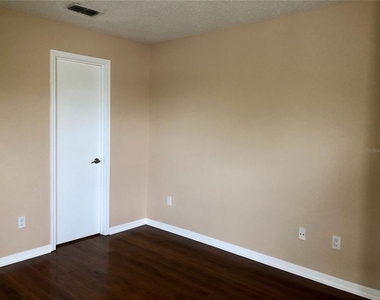 717 Secret Harbor Lane - Photo Thumbnail 35