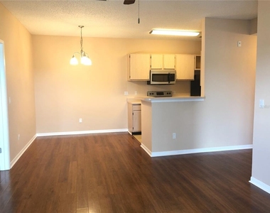 717 Secret Harbor Lane - Photo Thumbnail 17