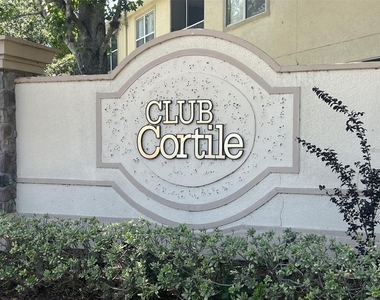 2770 Club Cortile Circle - Photo Thumbnail 8