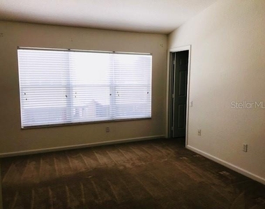953 Rock Harbor Avenue - Photo Thumbnail 15