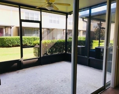 953 Rock Harbor Avenue - Photo Thumbnail 9