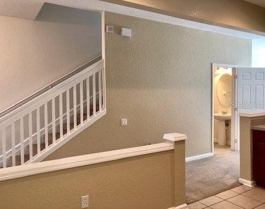 953 Rock Harbor Avenue - Photo Thumbnail 4