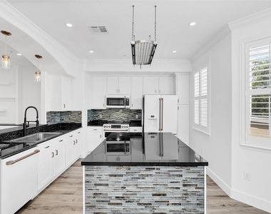 1579 Chatfield Place - Photo Thumbnail 9