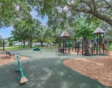 1579 Chatfield Place - Photo Thumbnail 35