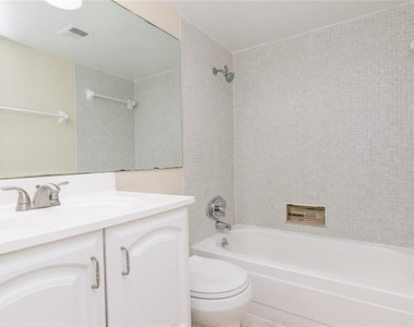 602 Desoto Drive - Photo Thumbnail 16