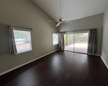 3801 Donna Lynn Lane - Photo Thumbnail 23