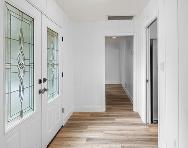 901 Cutler Road - Photo Thumbnail 2