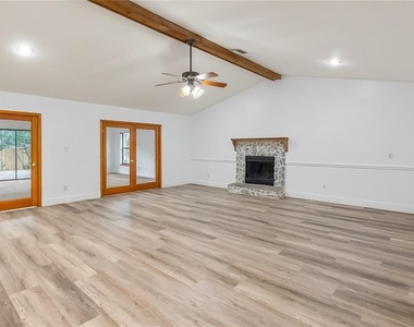 901 Cutler Road - Photo Thumbnail 14