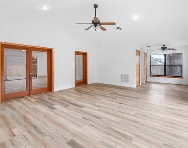 901 Cutler Road - Photo Thumbnail 21