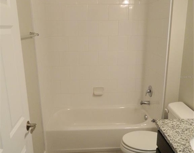 1330 Bolton Place - Photo Thumbnail 6