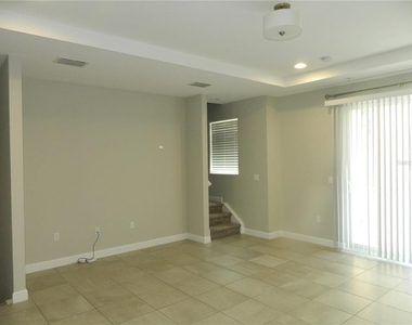 1330 Bolton Place - Photo Thumbnail 8