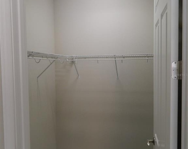 1330 Bolton Place - Photo Thumbnail 5