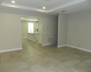1330 Bolton Place - Photo Thumbnail 9