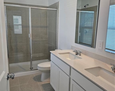 2144 Rider Rain Ln - Photo Thumbnail 17