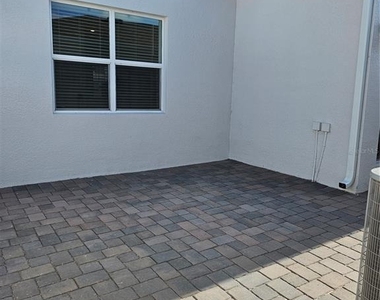 2144 Rider Rain Ln - Photo Thumbnail 15