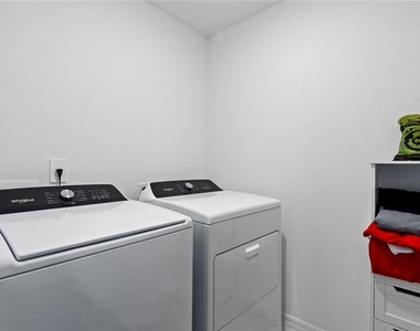 16320 Happy Eagle Drive - Photo Thumbnail 12