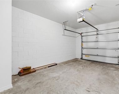 16320 Happy Eagle Drive - Photo Thumbnail 7