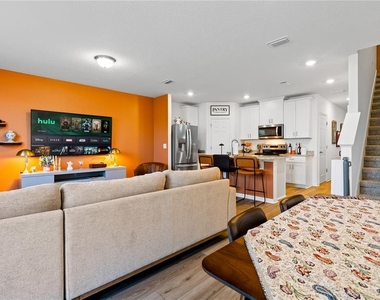 16320 Happy Eagle Drive - Photo Thumbnail 10