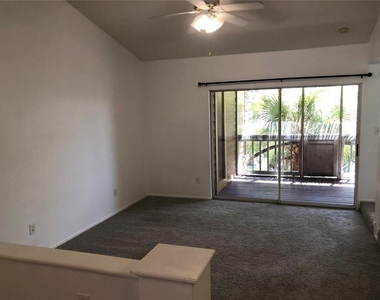 482 N Pin Oak Place - Photo Thumbnail 7