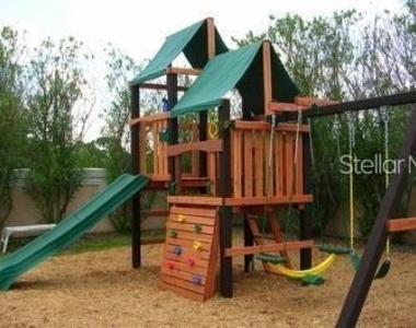 934 Caribbean Drive - Photo Thumbnail 15