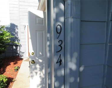 934 Caribbean Drive - Photo Thumbnail 11