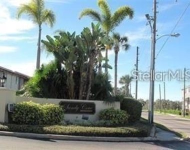 586 Orange Drive - Photo Thumbnail 19