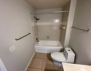 5959 Westgate Drive - Photo Thumbnail 25