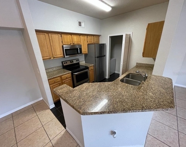 5959 Westgate Drive - Photo Thumbnail 9