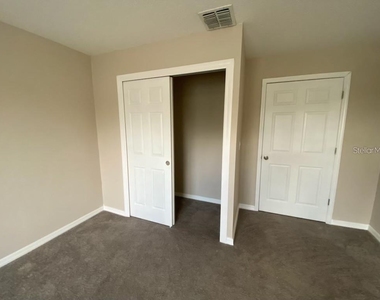 10007 Leyburn Court - Photo Thumbnail 11