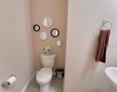 10007 Leyburn Court - Photo Thumbnail 4