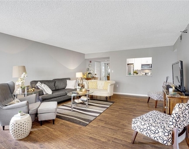 204 Quayside Circle - Photo Thumbnail 11