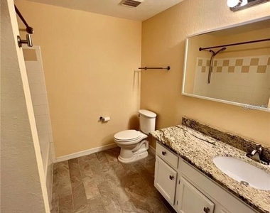 3226 Greenwich Village Boulevard - Photo Thumbnail 15