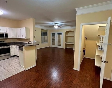 3226 Greenwich Village Boulevard - Photo Thumbnail 24