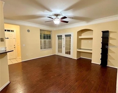 3226 Greenwich Village Boulevard - Photo Thumbnail 8