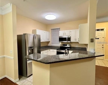3226 Greenwich Village Boulevard - Photo Thumbnail 3