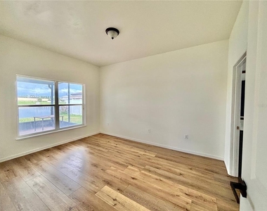 13229 Canna Lily Drive - Photo Thumbnail 12