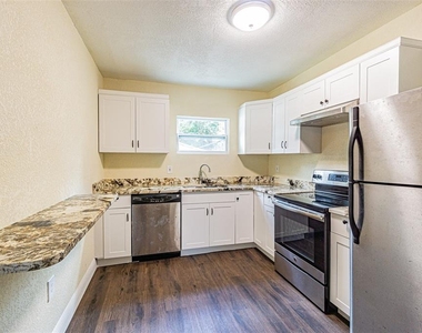 505 E Virginia Avenue - Photo Thumbnail 5