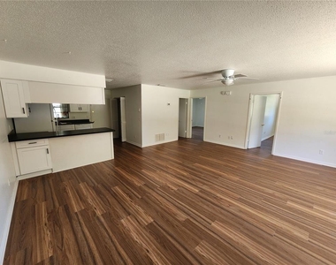 2304 India Palm Drive - Photo Thumbnail 3