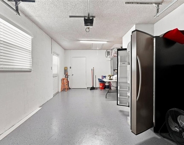 2855 Dueby Street - Photo Thumbnail 21