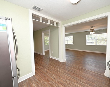3958 2nd Street Nw - Photo Thumbnail 6