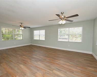 3958 2nd Street Nw - Photo Thumbnail 8