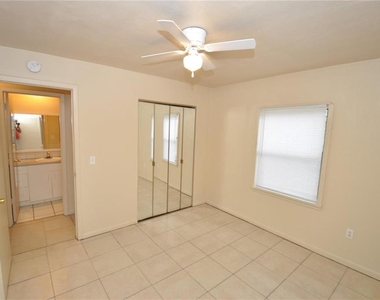 730 28th Street Nw - Photo Thumbnail 12