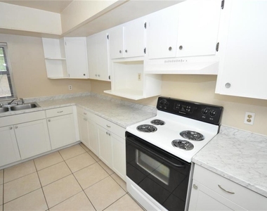 730 28th Street Nw - Photo Thumbnail 6