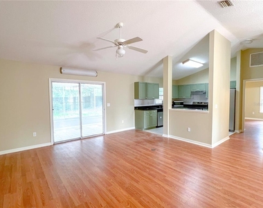 8414 Sw 66th Lane - Photo Thumbnail 3