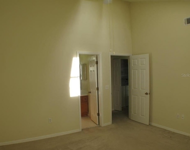 5205 Sw 97th Drive - Photo Thumbnail 7