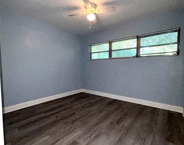 3919 Sw 21st Street - Photo Thumbnail 13