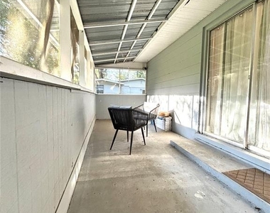 3919 Sw 21st Street - Photo Thumbnail 21