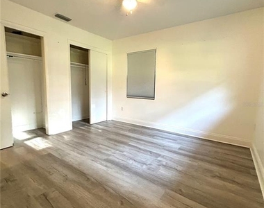 3919 Sw 21st Street - Photo Thumbnail 20