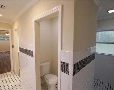 10907 Sw 24th Avenue - Photo Thumbnail 7